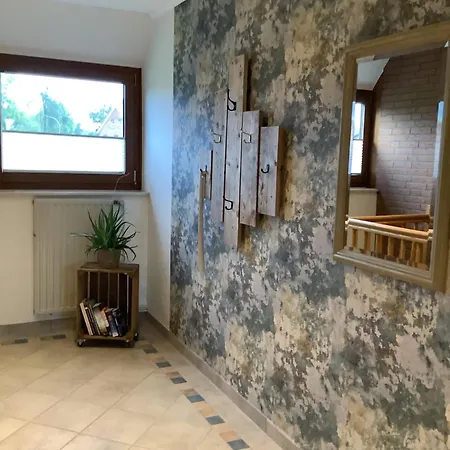 Huemmling Apartment *